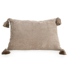 Cushion with tassels