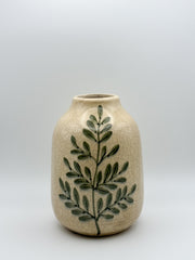 Vase with leave design